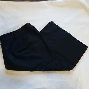 Plus size black linen Gaucho capris